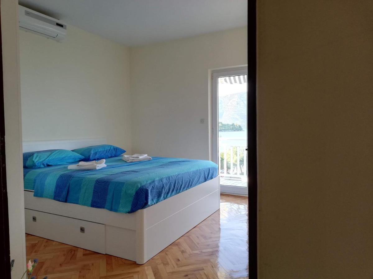 Fei Fei Apartments 2 Račišće Eksteriør billede